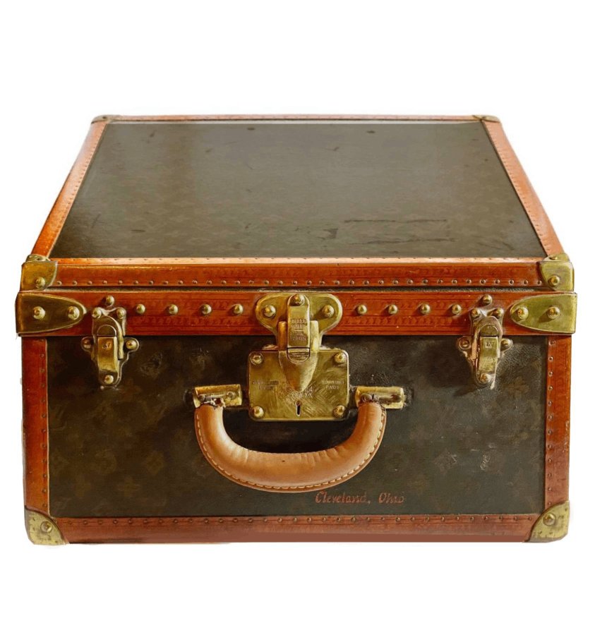1940s Louis Vuitton Saks & Cy New York Leather Trunk | style - CHNGR