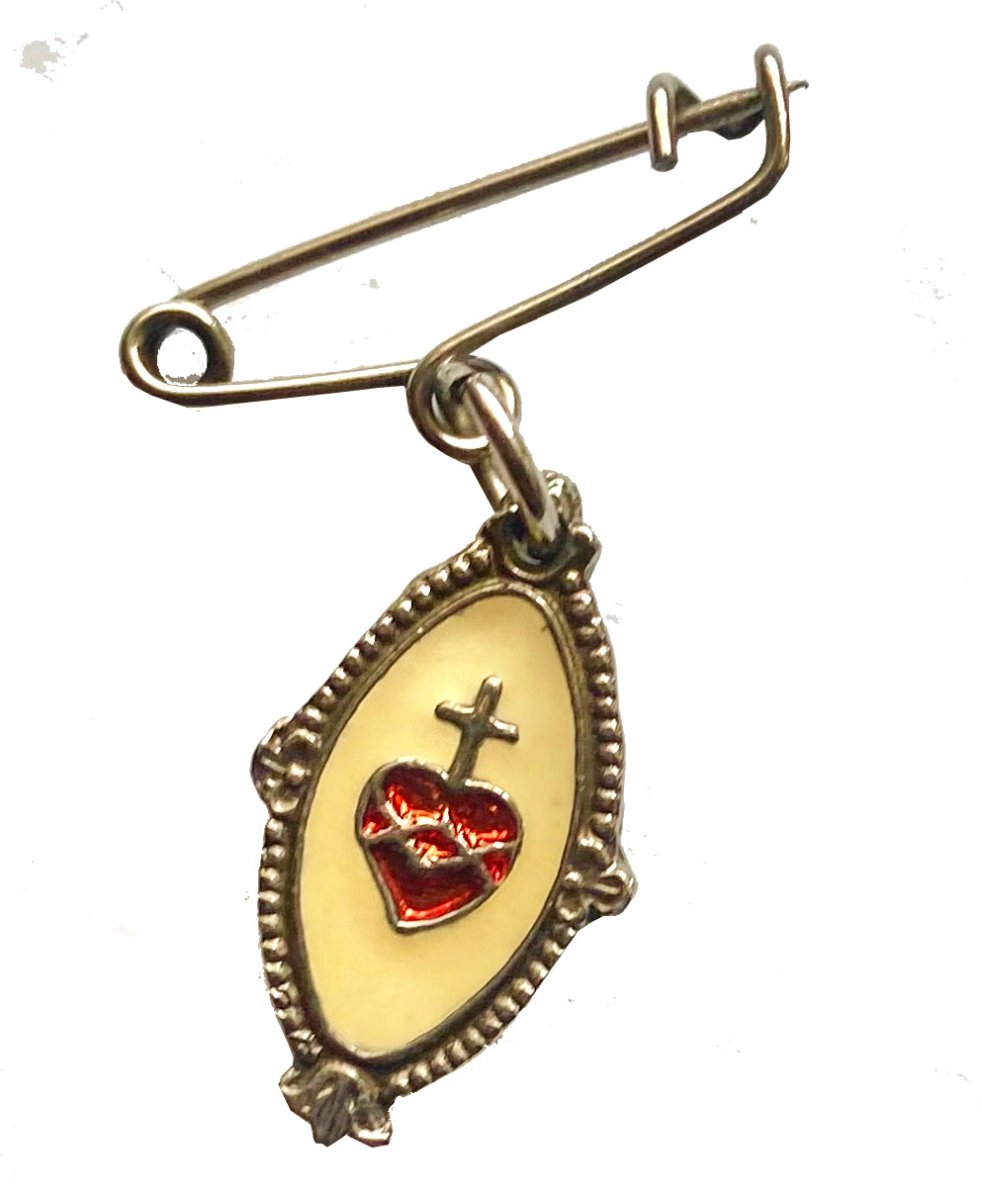 1990s Dolce & Gabbana Enameled Heart Brooch Pin - style - CHNGR