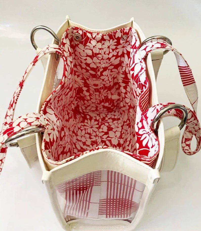 2000s Burberry Clear Perspex Floral Red White Nova Check Shoulder Bag - style - CHNGR