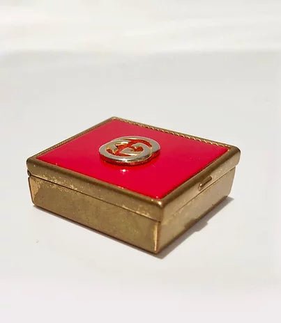 1980s GUCCI RED ENAMELLED GOLD PLATED ASHTRAY PILL BOX - style - CHNGR