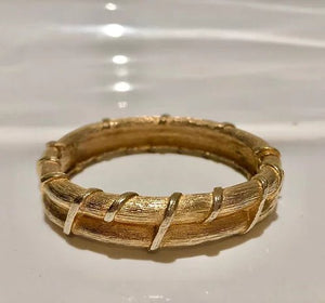 1960s GIVENCHY CUSTOME JEWELLERY SLAVE GILT BANGLE BRACELET - style - CHNGR