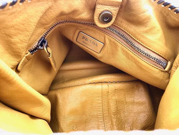 2000s PRADA YELLOW Mandras LEATHER HOBO Shoulder bag - STYLE - CHNGR