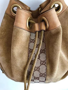 2000s GUCCI SUEDE LEATHER BUCKET BAG - style - CHNGR