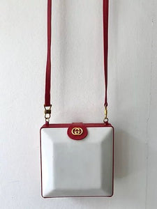 1980's GUCCI LEATHER BOX CLUTCH BAG - style - CHNGR