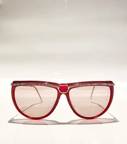 1980s GUCCI CAT EYE RED GOLD SUNGLASSES - style - CHNGR