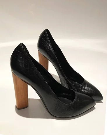 YVES SAINT LAURENT CHARLOTTE MILLENNIUM PUMPS - style - CHNGR