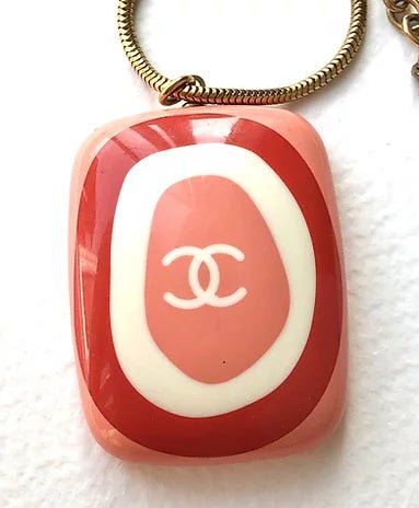CHANEL PINK RESIN PENDANT SNAKE CHAIN NECKLACE - style - CHNGR