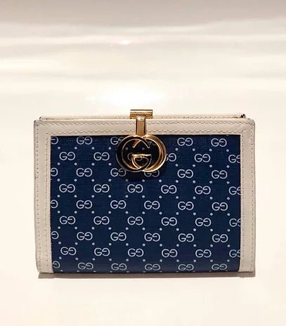 1980s Gucci Navy Blue GG interlocking monogram wallet - STYLE - CHNGR