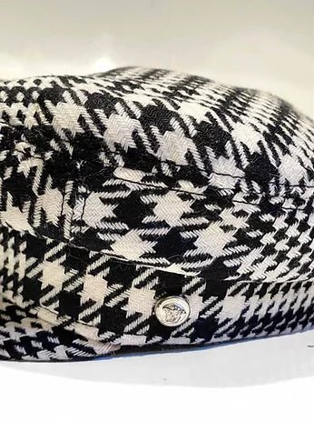 1990s GIANNI VERSACE HOUNDSTOOTH WOOL FLAT CAP - style - CHNGR