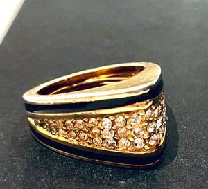 1980s CHRISTIAN DIOR CUSP CRYSTAL GOLD TONE ENAMEL RING - style - CHNGR