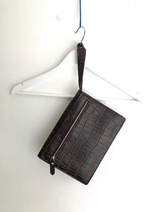 1980s GIANNI VERSACE CROC Brown Leather Envelope Bag - STYLE-CHNGR