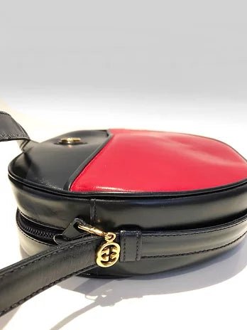 1980's GUCCI NAVY RED GG LOGO CHARM SHOULDER BAG - style - CHNGR