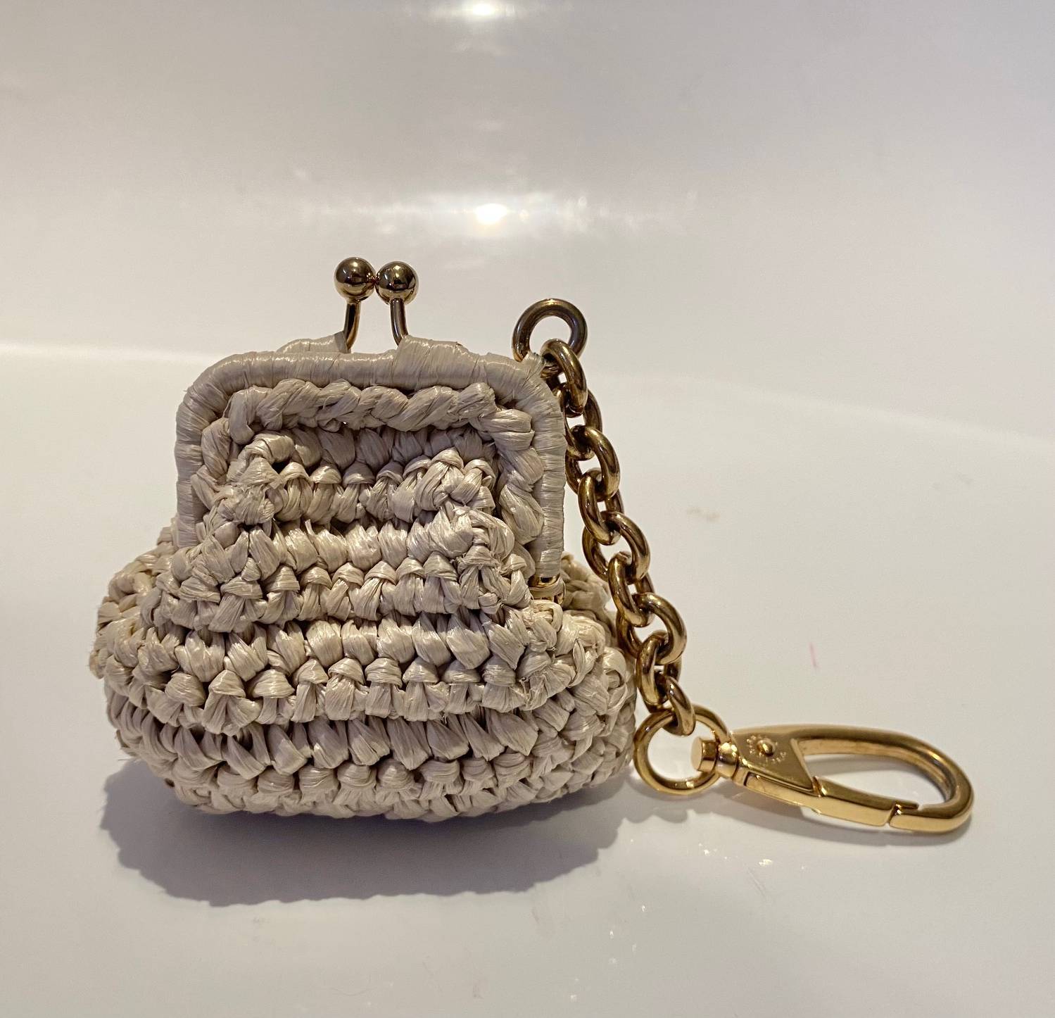 2000s Dolce & Gabbana Zip Coin Wicker Purse Key Ring - style - CHNGR