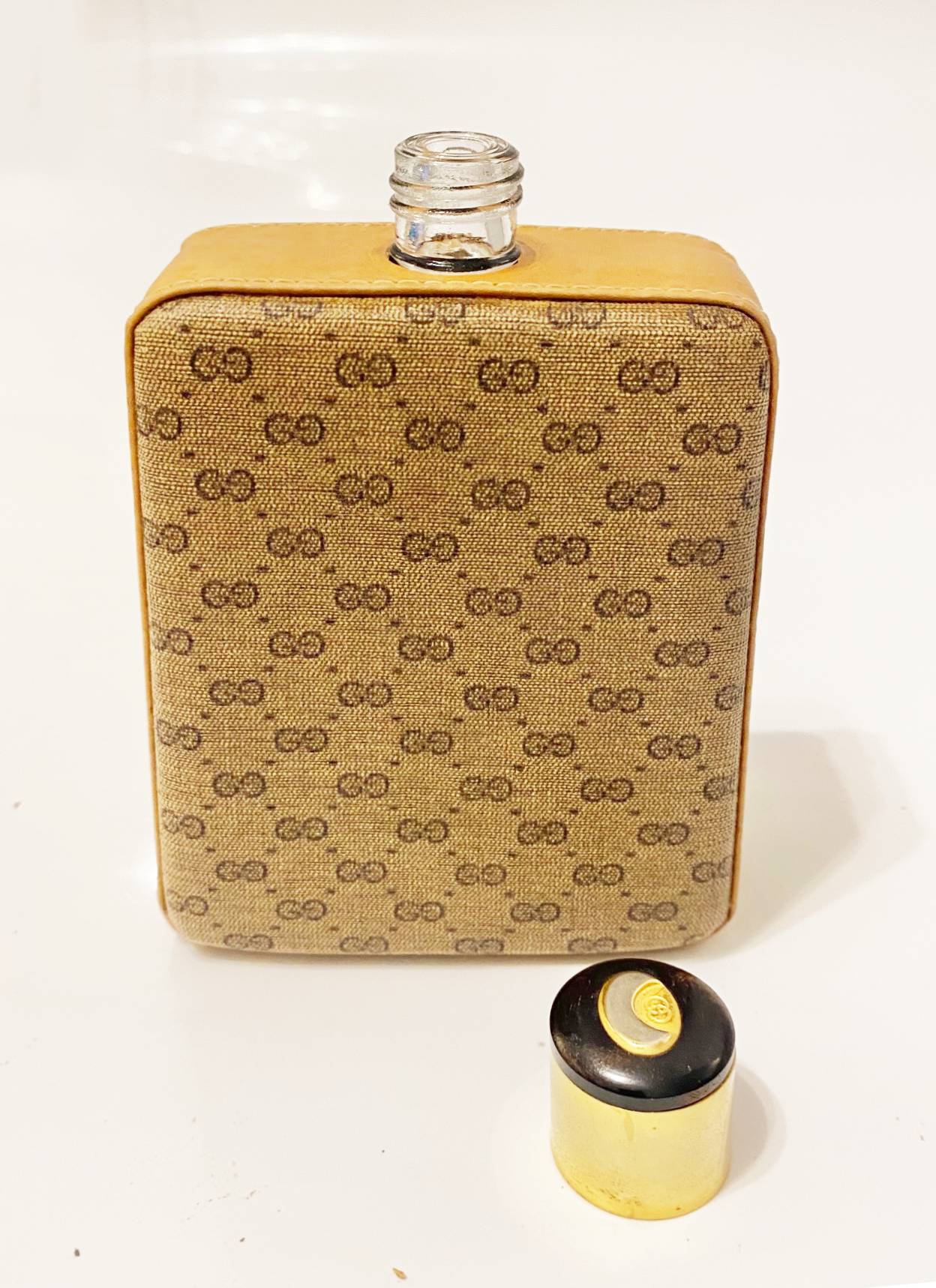 1980s Gucci Brown GG Monogram Leather Flask - style - CHNGR