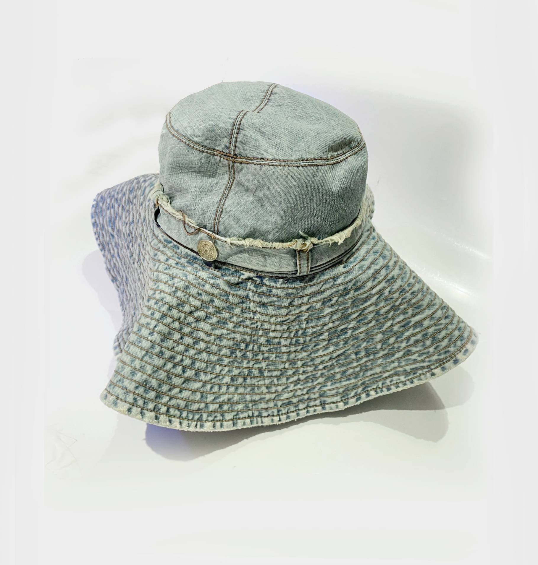 2000s CHRISTIAN DIOR DENIM SUN HAT - style - CHNGR