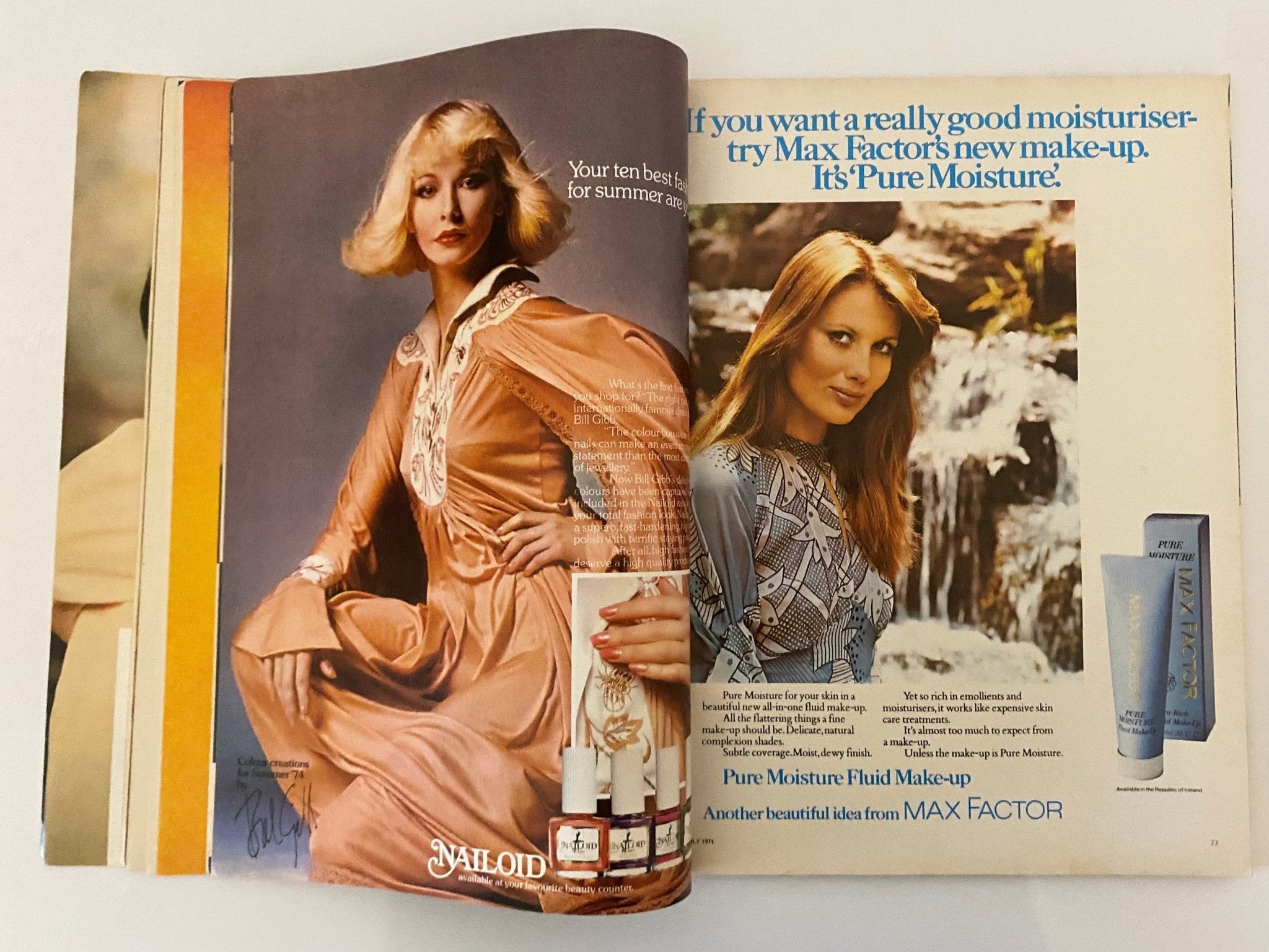 1974 VOGUE Magazine - "Impressions Of A MIdsummer Evening" - Cover by David Baily - STYLE-CHNGR