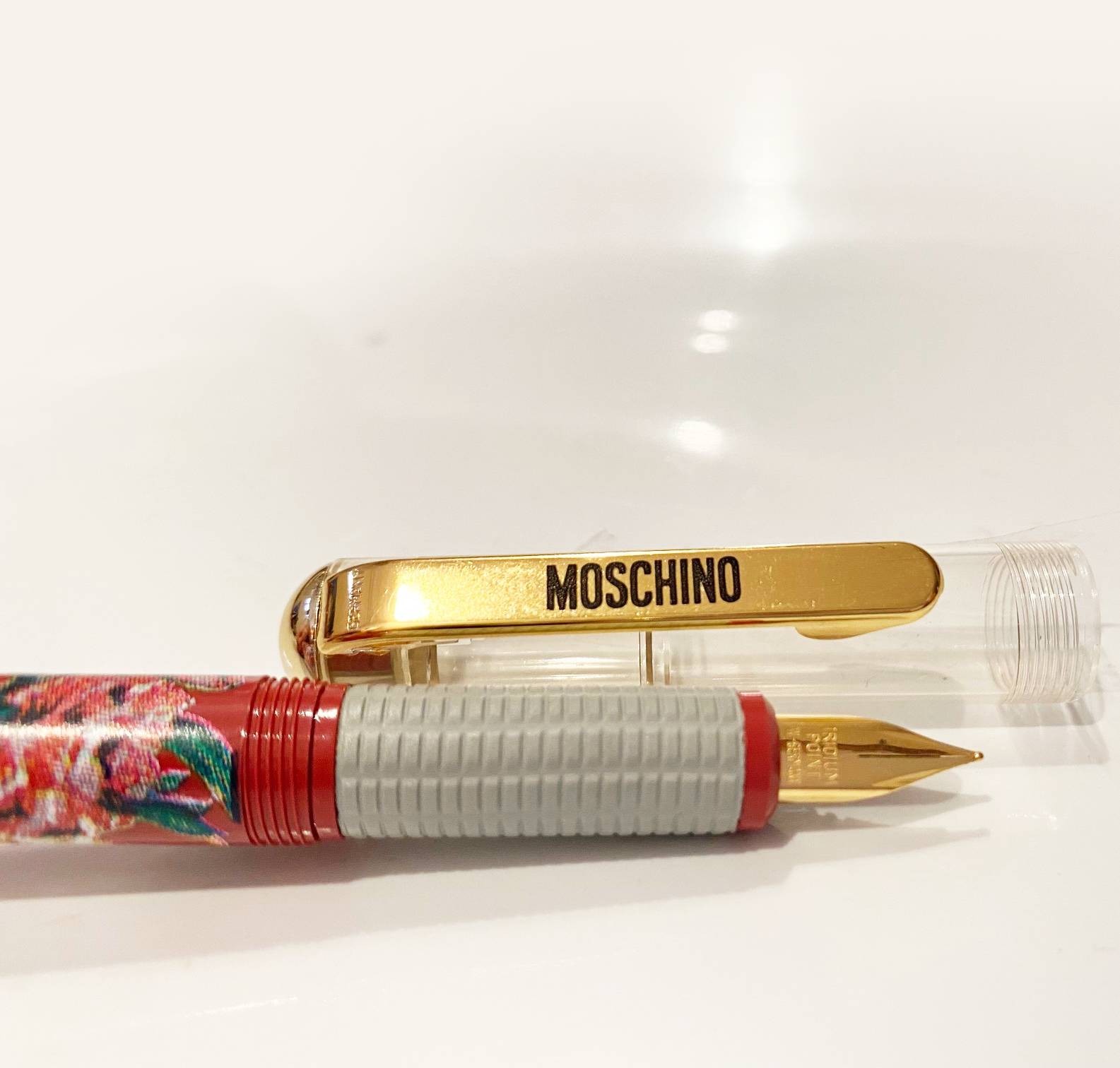 1980s Moschino Flower Print Fountain Pen - style - CHNGR