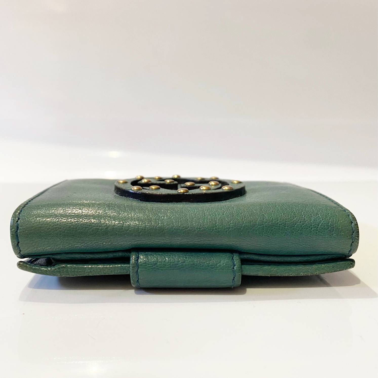 2000s Gucci Blondie Green Leather Wallet - style - CHNGR