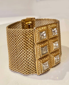 1980s Guy Laroche Gold Plated Mesh Crystal Bangle - style - CHNGR