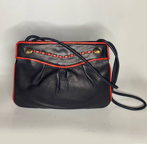 1960s Gucci Black Leather Double Strap Shoulder Bag - STYLE-CHNGR