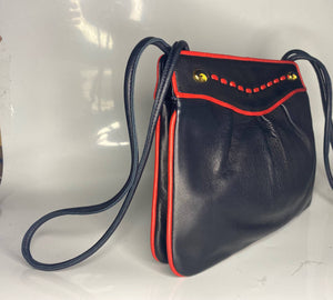 1960s Gucci Black Leather Double Strap Shoulder Bag - style - CHNGR