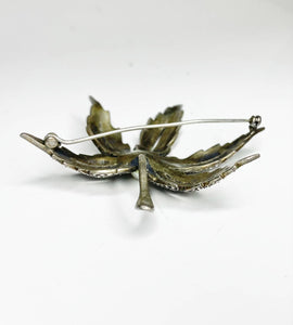 1980s Christian Dior Crystal Leaf Brooch with Pearl - style - CHNGR