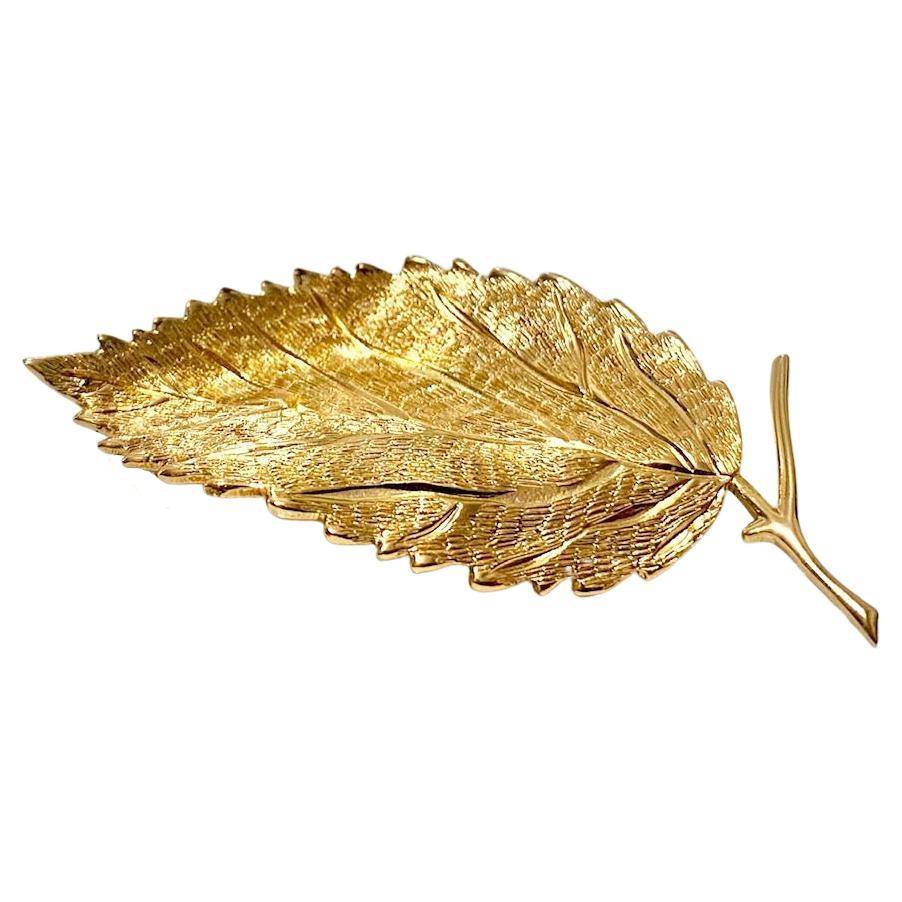 1980s Christian Dior Gold Plated Leaf Brooch - style - CHNGR