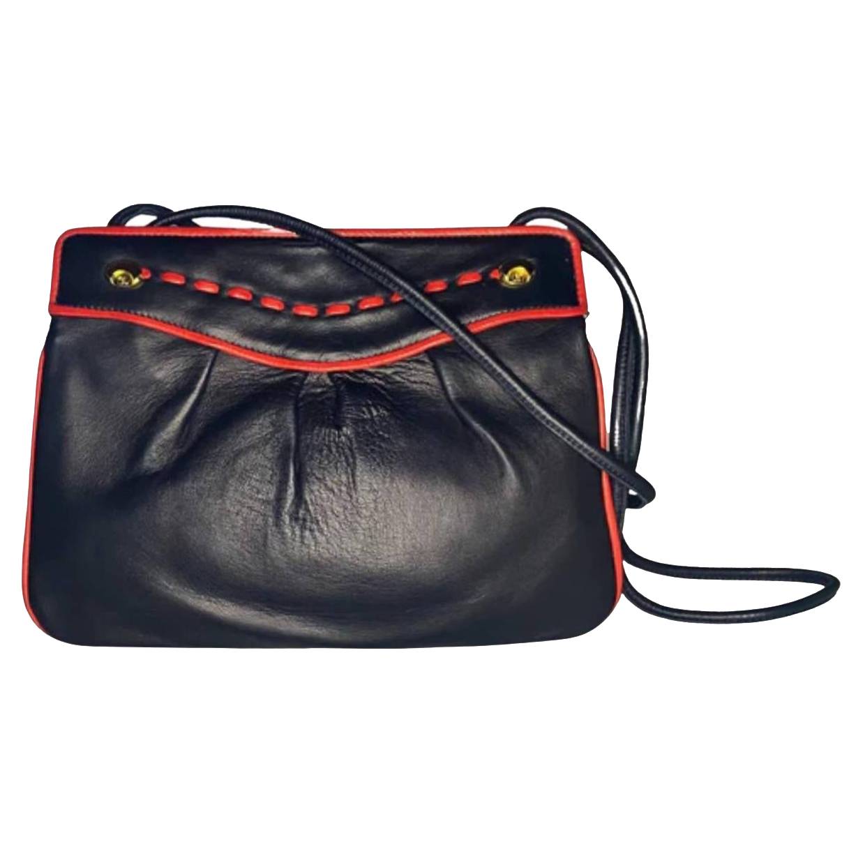 1960s Gucci Black Leather Double Strap Shoulder Bag - style - CHNGR