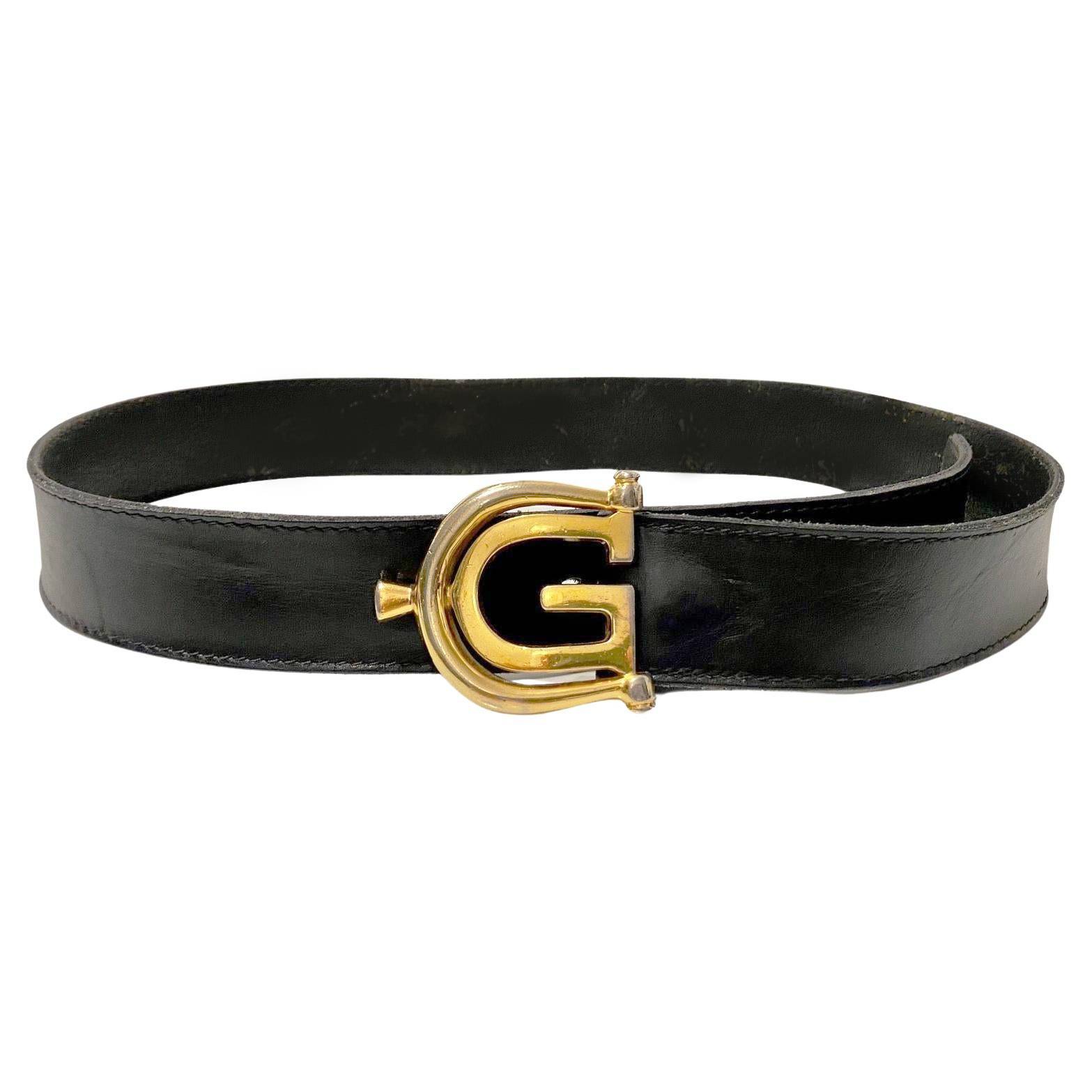 1980s Gucci GG Gold Metal Buckle Black Leather Belt - style - CHNGR
